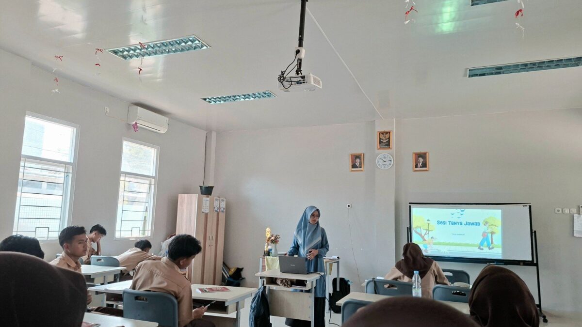 Perkuat Disiplin dan Literasi, Wali Kelas XII.6 MAN 1 Majalengka Gelar Evaluasi Menyeluruh