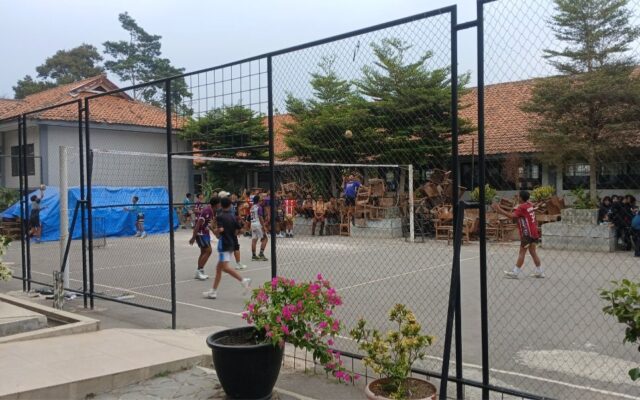 Asah Bakat dan Mental Bertanding, MAN 1 Majalengka Gelar Diklat Mingguan Bola Voli