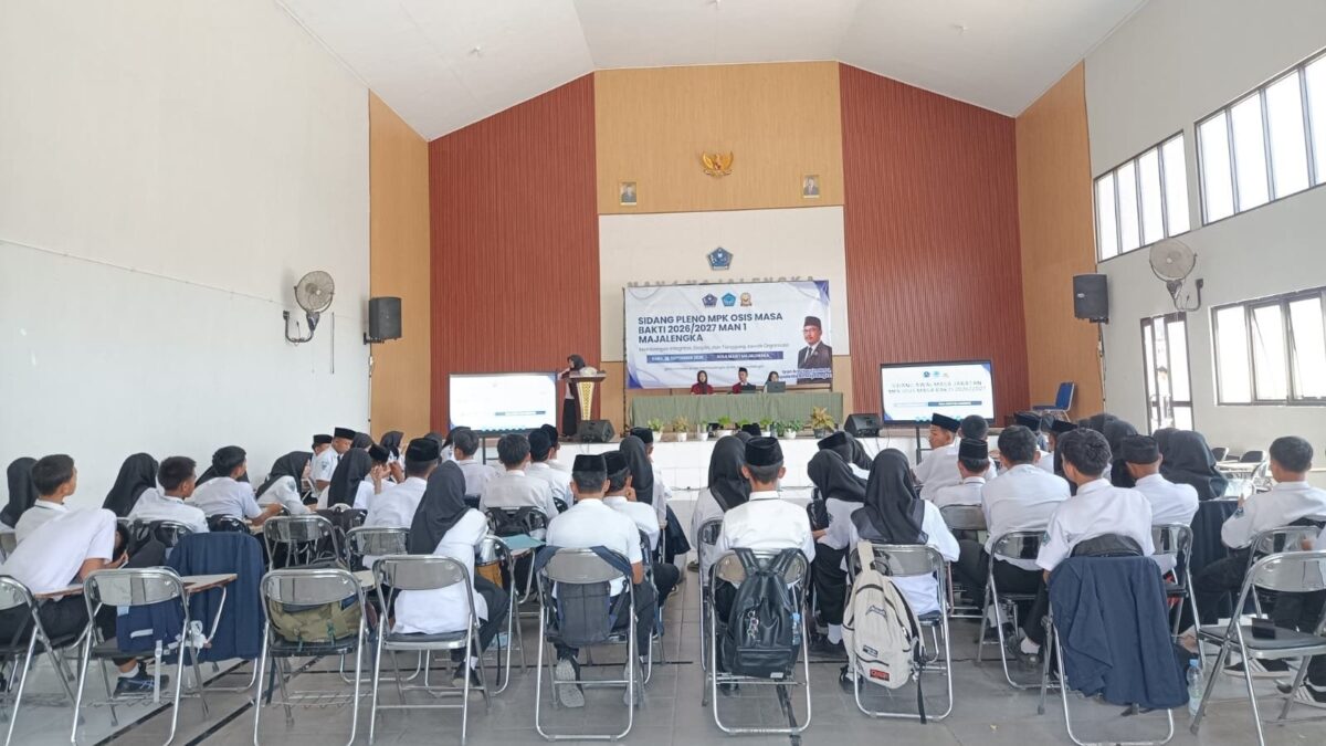 MAN 1 Majalengka Gelar Sidang Pleno MPK OSIS 2026/2027 Tegaskan Disiplin dan Amanah Organisasi
