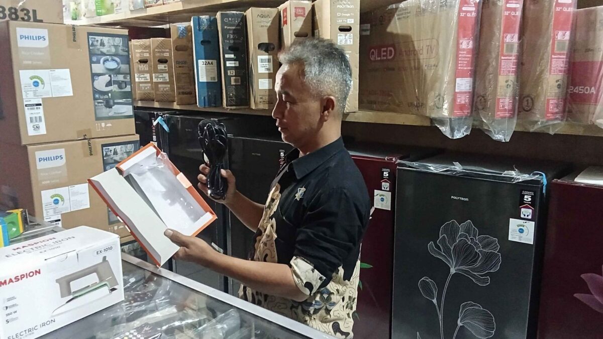 Tingkatkan Kualitas Layanan Kegiatan, MAN 1 Majalengka Perbarui Sarana Audio Mikrofon