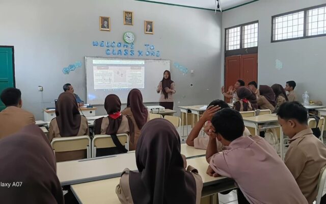 Perkuat Pemahaman Fikih, Siswa MAN 1 Majalengka Gelar Presentasi Materi Al-Qur’an implementasi Kurikulum Berbasis Cinta