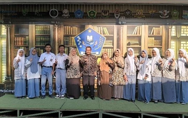 Doa dan Dukungan Mengiringi Langkah: Plt. Kepala MAN 1 Majalengka Membersamai Pejuang OESN 2026