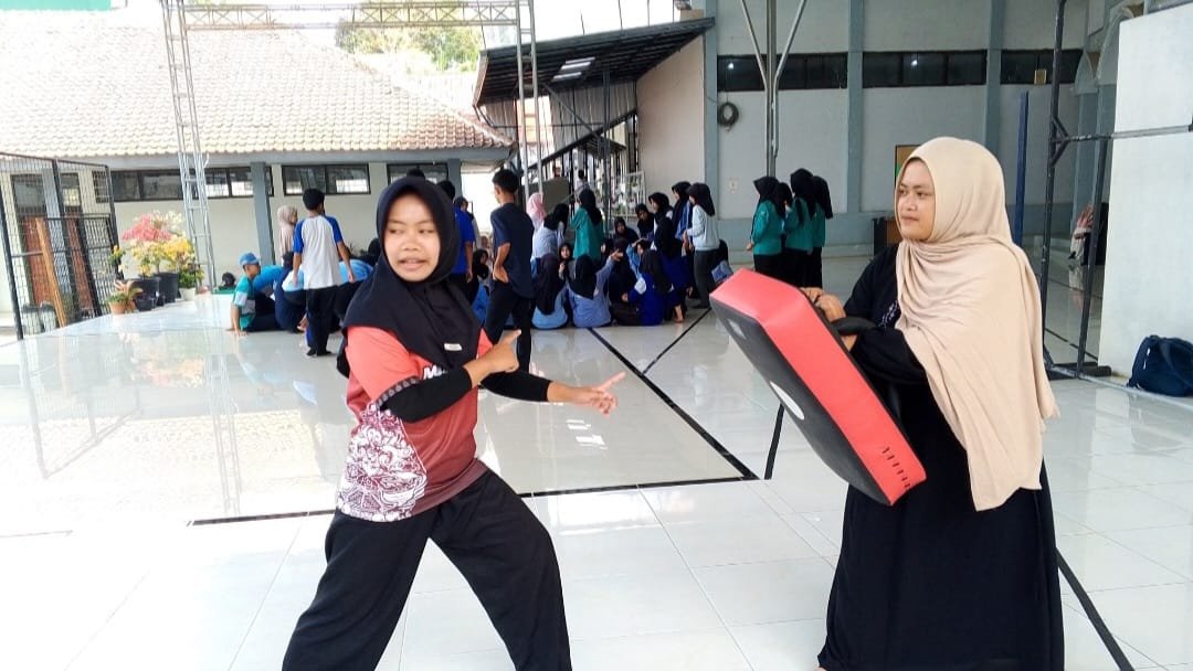 Perkokoh Karakter dan Prestasi Siswa, MAN 1 Majalengka Gelar Diklat Rutin Pencak Silat
