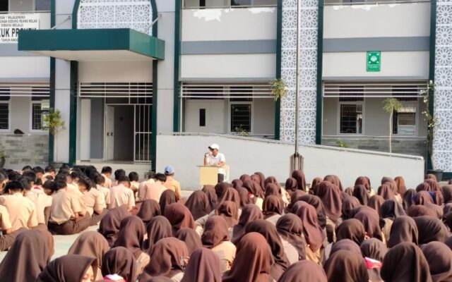 Tingkatkan Kedisiplinan dan Apresiasi Prestasi, MAN 1 Majalengka Gelar Pengarahan Kesiswaan