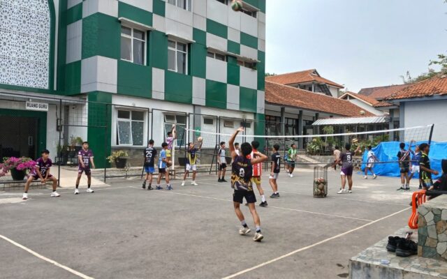 Tingkatkan Keterampilan dan Karakter Siswa, MAN 1 Majalengka Gelar Diklat Ekstra Bola Voli 