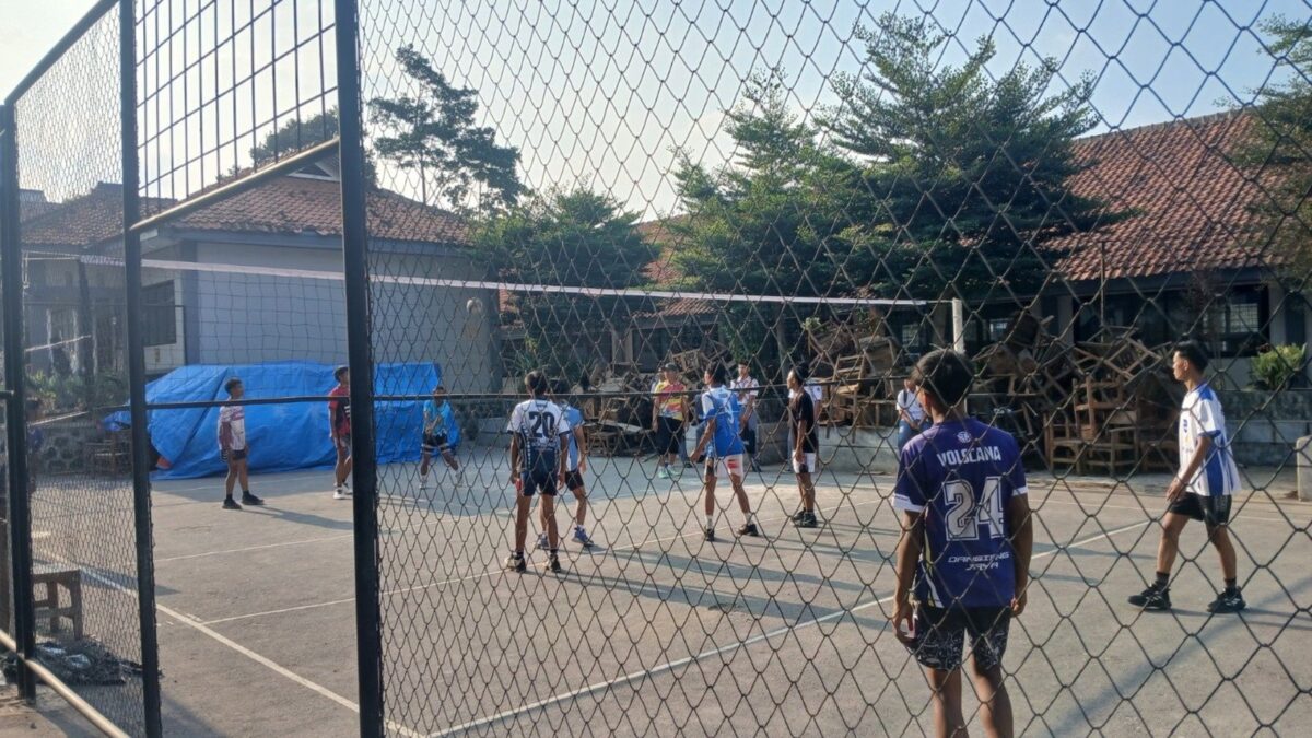 Asah Potensi Atlet, MAN 1 Majalengka Gelar Latihan Rutin Kelas Atlet Bola Voli