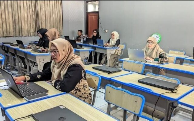 Tingkatkan Profesionalisme Pendidik, Guru Ekonomi MAN 1 Majalengka Ikuti AKGTK 2026