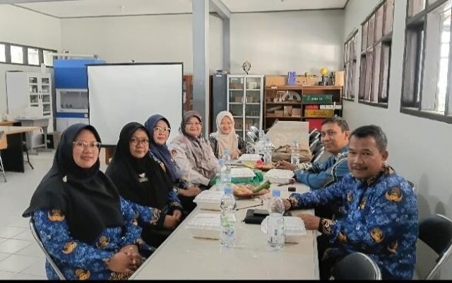 Perkuat Sinergi dan Profesionalisme, Pengurus Inti MGMP Ekonomi Kabupaten Majalengka Matangkan Program Kerja