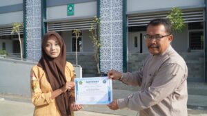MAN 1 Majalengka Berikan Penghargaan Kepada Peraih Medali Emas Olimpiade Sains Nasional