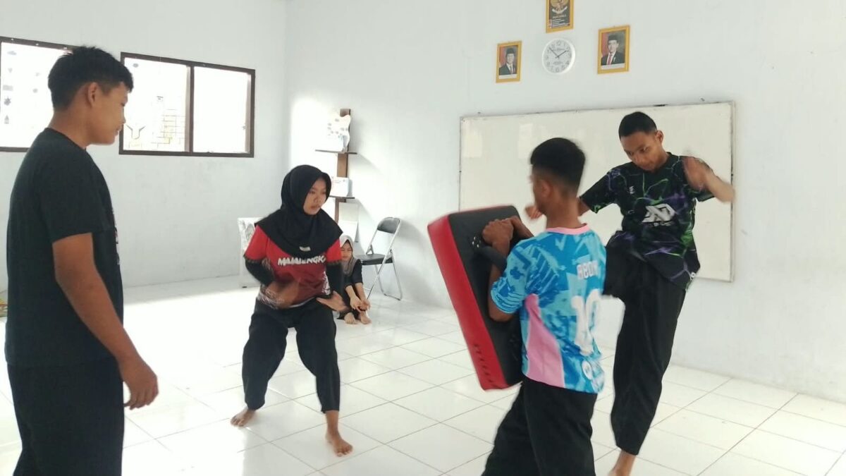 Penguatan Karakter dan Prestasi, MAN 1 Majalengka Gelar Diklat Rutin Ekstrakurikuler Pencak Silat